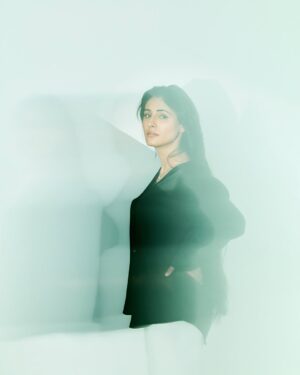 Saanvie Tallwar Instagram - Just me, casually slipping between dimensions ✨

Makeup - @mitavaswani 
Hair - #teammitavaswani
Creatively Directed & Photographed by Tridev Sudevan @tridevsudevan 

#saanvietallwar 
#photographedbytridevsudevan
