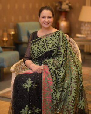 Saba Faisal Instagram - Wearing beautiful SAREE from @farahfashionline