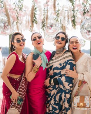 Saba Faisal Instagram - My Mama’s sweet 16😝🫶🌹🌈

You are blessed when you are loved by soooo many people from friends,family and fraternity 🙏🏻♥️

I’m so blessed to be your only daughter my Maa ✨🫶♥️
God have given you so much because of your heart and purest soul!
We all love you like anything 💕🌈♥️

Thankful to all the people who made it and flew just to be a part of my Mama’s BIG day🌹💕✨♥️❤️

Big thanks to the following :

Photography @hussain.mandviwala 🫶
Hair and makeup @zehrasaesthetix 
Decor @zehrasaesthetix @springeventspk 
Cake @sachascakes 
Food @mfc_eventspk 
My saree @nosheenkhalid.official 
Mama’s saree @saareeka_official 

Thankyou everyone 🫶🙏🏻