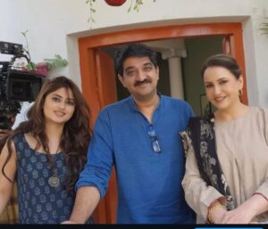 Saba Faisal Instagram - We 3 back on your screen soon  InshaAllah 😍
Only on @humtvpakistanofficial @sajalaly @kashifnisar26frames