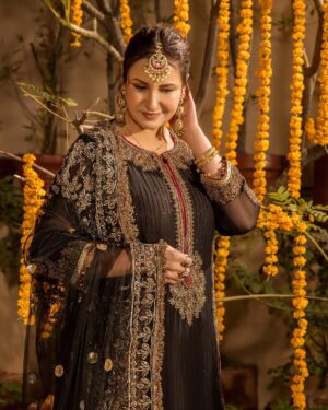 Saba Faisal Instagram - Wearing a piece of art from KhudaBaksh by Rashid Sidhu—where tradition inspires modernity, and every hand-embroidered detail is a celebration of culture and style. www
