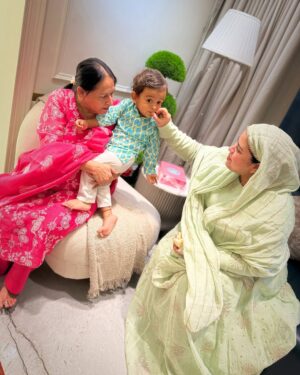 Saba Ibrahim Instagram - Alvida Mahe Ramadan 💚🤲🏻 🙂 @khalid_niaz23 @shoaib2087 @ms.dipika