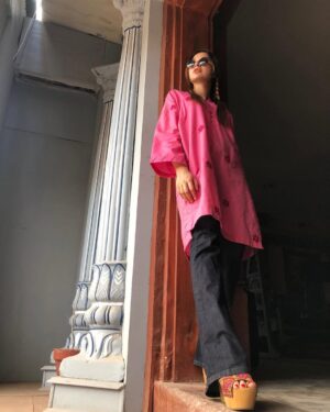 Sabeena Farooq Instagram - Your Afghan Barbie. Tbt Kabli Pulao days. 
Also the last pic will tell you when was the drama shot.