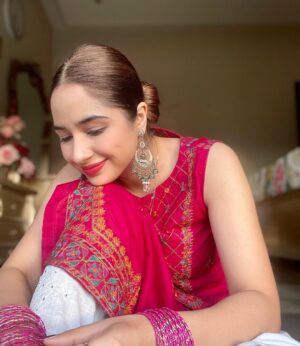 Sabeena Farooq Instagram - I miss Ramzan 😞

#eidday3