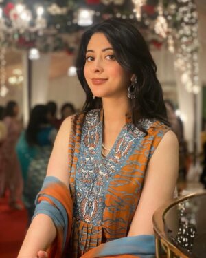 Sabeena Syed Instagram - Tricky colour schemes 🫣🤩🫰🏻