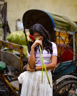 Sachana Namidass Instagram - 🌷🌹

PC: @iam.rams_ 
Makeover by : @glam_and_glossy_with_lakshmi 
.
.
.
#sachana #sachananamidass #trend #instapic #instagood #insta #instacool #instalike #instadaily #instacool