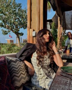 Actress Sadia Khan HD Photos and Wallpapers February 2025