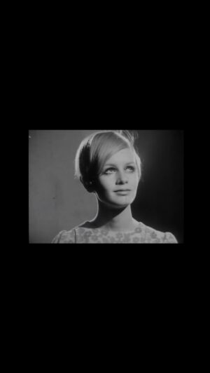 Sadie Frost Instagram - Delighted to show you the trailer of the @twiggy_doc  from ( me) the director @sadielizafrost, #TwiggyMovie tells the full story beind the icon you know, and the woman you don’t.
@twiggylawson @simonjonesldn @nick.hamson.31 
Swinging into UK cinemas on March 7th ✨ @filmsoho 🎬🎥
