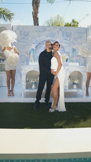 Sahar Golestani Instagram - Baby boy is on the way! 💙 @sahargolestani @massari 

Event planner @eclate_events @ghazal_akel 
Videography @realproductions.inc 
Balloons @modernballooncompany
Knafeh @knafehqueens 
Ice cream @kinrosecreamery 
Bar @habib0160 
Catering @fleurs_du_liban_cuisine 
Flower girls @bestchoiceent 
Charcuterie @_cestjoli
Dessert @dippingoodsweets
Party favor diffusers @scentifynyc