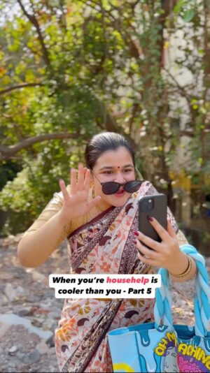 Saloni Daini Instagram - My house help is cooler than Me! ✌️
#Comedy #Vi #Speed #collab #ViInMumbai #ViFastestNetwork #4GNetwork