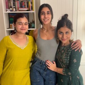 Saloni Daini Instagram - One month, two hair colors 🎨