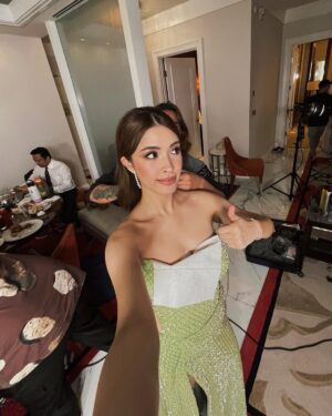 Sam Cruz Instagram - last night for @gaocdental 🎄 
#GAOCChristmasGala2023 

Custom gown by @bellaborromeoatelier  @isabellaborromeo 

Jewelry @jacatel

Makeup by @murielvegaperez
Assisted by @lai_glendro 
Hair by @makeupbyljangeles 

Clutch bag @blingandcoph 

Photographed by @shotsbyjohncarlo 

Videographer @motions_by_isaac

Styled by @francischee_ 

Associate stylist @iamrenzallapitan