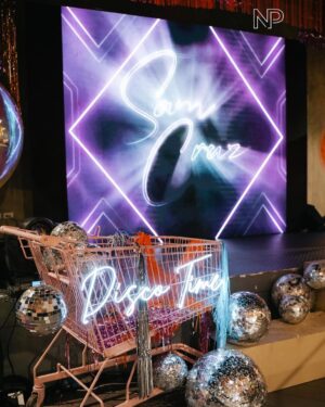 Sam Cruz Instagram - groove is in the heart 🪩🕺💫 

Event Planner | @sweetcomfortevents 
Photo & Video | @niceprintphoto 
Wardrobe Stylist | @styleit.ph @francischee @jeremiahoribe 
Designer | @kannah.designs 
HMUA | @murielvegaperez 
Venue & Food | @studio300bowling 
Lights & Sounds | @lstsoundmobile 
Decor | @gingereventstyling