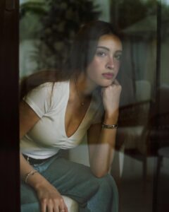 Actress Sam Cruz HD Photos and Wallpapers March 2024