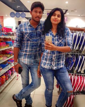 Sameera Sherief Instagram - Exactly 10 years ago, on this very day—March 6, 2015—Anwar Jaan bumped into me at a shopping mall. As you all know, I’m a Telugu actress, and back then, though he was a producer and actor himself, to me he was just an excited fan who walked up to me asking for a selfie. We took this picture, and he shared it on his social media with this caption:

“*A candid moment for me. Being an actor, producer, I never knew how exciting it is for a fan to come and ask for a click. But now the situation changed—I had always been a big fan of Telugu actress Sameera for years. And as you all can see, the excitement on my face while being clicked. A true fan moment. Didn’t get enough time to spend with her. But as it goes, ‘A MOMENT IS ENOUGH WITH THE LOVED ONES.’ Unexpected but a very special evening.*”

Little did we know that in just a few days, our lives would change forever. From that unexpected moment to falling in love, dating, getting married in 2019, welcoming our first baby in 2021, and now awaiting another little blessing in 2025—Alhamdulillah, I’m beyond grateful for these 10 years and for how this one day shaped my entire life.

If March 6, 2015, hadn’t happened, I can’t imagine how different things would be today. Here’s to fate, love, and the beautiful journey we’ve been on together. ❤️

*I LOVE YOU ANWAR JAAN*