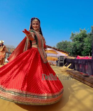 Samiksha Bhatnagar Instagram - Ramlila actors at Purani Dilli took some time out to pose for us and share how playing a part in Ramlila, whether on screen or on stage, is an honour for them

Swipe to see behind the scenes pictures ➡️
.
.
.
#ramleela #ram #nimaibali #himanshusoni #ketankarande #samikshabhatnagar #lovekeshdhaliwal