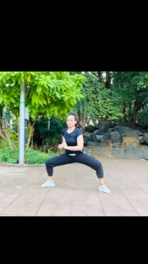 Samiksha Bhatnagar Instagram - “Embrace the flow of Nan Quan, where strength meets grace. 🥋 #NanQuanMartialArts #BalanceAndPower” 

🥋The southern styles of Chinese martial arts are characterized by emphasis on “short hitting” and specific arm movements. ✌️🤺🤸‍♀️

Coach @deepakdas05 

#martialarts #nanquan #newstyle #learning #fitness #lifestyle #fitnessgirl #fitnessmodel #samikssha