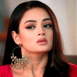 Samiksha Jaiswal Instagram - God gave me ears only to wear JHUMKAS!! 😘
Kyuki sunti to mai kisi ki bhi nahi hu!!😌
