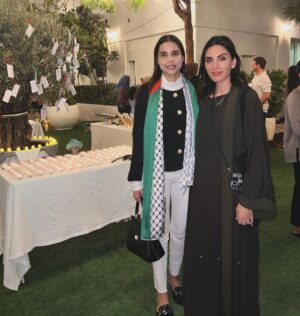 Sana Sarfaraz Instagram - .
Our hearts ache for you.
We stand strong for you.
You're always in our thoughts.
Our love for you knows no bounds.
You're never alone. You’re never alone. 🇵🇸

@lighthousearabia @drsalihaafridi 

#ceasefire #sharedgrief #grief #healing #journey #community #compassion
