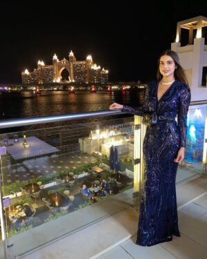 Sana Sarfaraz Instagram - What an amazing experience from last night! From being awarded with the “Best Look” title to meeting some amazing people in Dubai! Thank you @shomailamaurer @emiratesfashionistaofficial @emiratesfashionista @maher.alkhaja for such a refreshing event! Here’s to @liliane.avalos @noha.sharaff and our friendship! @sarahsarfaraz #emiratesfashionista #dubaifashion #dubaisocial #newyearevent #sequinedgown #maheralkhaja #shomailamaurer #happynewyear #newyearnewme