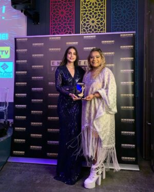 Sana Sarfaraz Instagram - What an amazing experience from last night! From being awarded with the “Best Look” title to meeting some amazing people in Dubai! Thank you @shomailamaurer @emiratesfashionistaofficial @emiratesfashionista @maher.alkhaja for such a refreshing event! Here’s to @liliane.avalos @noha.sharaff and our friendship! @sarahsarfaraz #emiratesfashionista #dubaifashion #dubaisocial #newyearevent #sequinedgown #maheralkhaja #shomailamaurer #happynewyear #newyearnewme