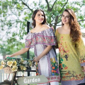 Sana Sarfaraz Instagram - Always fun shooting with @sarahsarfarazofficial #mysisteristhebest #mashaallah #sokamal