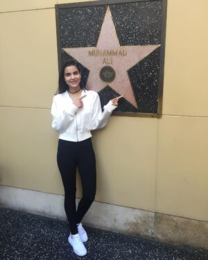 Sana Sarfaraz Instagram - The pride you feel when out of unlimited names on the ground This Man makes his mark to the wall! One of its own kind! Thank you “the walk of fame” creators for understanding the piousness of this name and recognising it’s importance and respect! “Impossible is just a big word thrown around by small men who find it easier to live in the world they’ve been given than to explore the power they have to change it. Impossible is not a fact. It’s an opinion. Impossible is not a declaration. It’s a dare. Impossible is potential. Impossible is temporary. Impossible is nothing.” - Muhammad Ali (Boxing Champion) @muhammadaliboxer #walkoffame #hollywood #sanasarfaraz