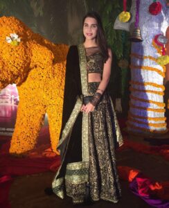 Actress Sana Sarfaraz HD Photos and Wallpapers November 2017