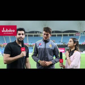 Sana Sarfaraz Instagram - To the ABSOLUTELY TRUE GENTLEMAN not just on screen but also behind the camera! @ashrafbilal you've been a great help in my learning experience and confidence building in the genre of Cricket!  Not just sharing your show befikar moment with me but also having my back when needed and sharing all tricks of the trade. Not just a great and humble co star to work with but also a very patient and considerate mentor! 
Hosting this T20 series with zest and consistency wouldn't have been possible without your mentorship and consideration. Thank you!

And of course @faizannajeeb how can I ever forget your quick and corrective answers on my silliest questions 😂😇🙏 #bilalashraf #faizannajeeb #sanasarfaraz #t20
