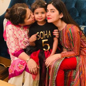 Sanam Baloch Instagram - The benefit pof being an aunt is that you become a mother, without actually bearing a labor pain😍💁🏻‍♀️🤰 Happyyy birthday my little SOHA 👼 #happybirthday #happiness #love #birthdaygirl #birthdayvibes #life♥️
