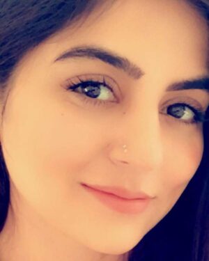 Sanam Baloch Instagram - Eid mubarakkkkk to you all my fans(family) my support, my strength 😍💐 love you guys and thanks for your unconditional love and support♥️♥️♥️ #thesanambaloch  #pakistanzindabad💚💚💚