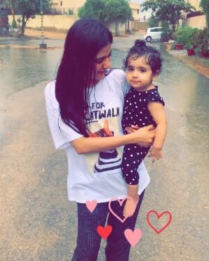 Sanam Baloch Instagram - بارش 💕💕