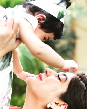 Sanam Baloch Instagram - When i hold you, life makes sense. #Happyproudmother💕 #firstborn #lifeline #mother’sday2022