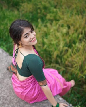 Sangeerthana Vipin Instagram - 🍃

📸 @suhail_choyi_photography 
🥻 @kaithari_nesavu_sarees 

#traditional #photooftheday #photography #saree #instagram #instalike #instagood #sareelove #sangeerthanavipin #traditionalwear