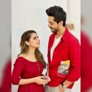 Saniya Shamshad Instagram - And they lived happily ever after. 
#Zara #Saad #tumbinkesayjiyen 

♥️