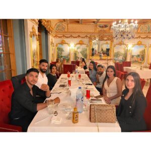 Saniya Shamshad Instagram - You know, it’s a beautiful thing when you find those special people who may not be a part of your everyday life, but they hold a special place in your heart. They bring joy, support, and love into your world, even from afar. These connections are like stars that shine brightly in the night sky, reminding you of the beauty and magic of true friendship. So, cherish those special souls, hold them close to your heart, and let them know how much they mean to you. Life is better with them by your side. ❤️

#familia ❤️🥳

I LOVE YOU ALL XOXO