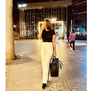 Saniya Shamshad Instagram - Dear October, I have hopes. 🤍