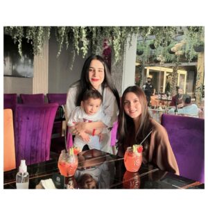 Saniya Shamshad Instagram - You know, it’s a beautiful thing when you find those special people who may not be a part of your everyday life, but they hold a special place in your heart. They bring joy, support, and love into your world, even from afar. These connections are like stars that shine brightly in the night sky, reminding you of the beauty and magic of true friendship. So, cherish those special souls, hold them close to your heart, and let them know how much they mean to you. Life is better with them by your side. ❤️

#familia ❤️🥳

I LOVE YOU ALL XOXO