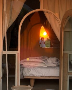 Santoshi Shetty Instagram - Feels like I’m living in a fantasy world at @swastikwellbeing 😍👽 

I’m in awe of the design of the accommodations here! Coming from an architecture background, just to see a concept like this turn into reality is inspiring! What a vibe! Waking up to the sunrise in this setting definitely feels surreal. This reminds me of Teletubbies for some reason! 😋🤤

But jokes apart, a big shoutout to the designers for killing it on all levels & for creating such a surreal wellness oasis here in Pune, Maharashtra 🩵☀️🍃

Catch more updates from here on my stories 🫶🏻

@media_mantra •

#hosted #wellness #retreat #puneretreat #swastikwellbeing #BloomInAbundance #fivedimensionsoflife •