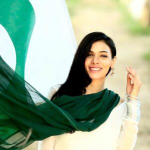 Actress Sara Hussain HD Photos and Wallpapers August 2019