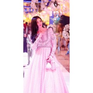 Sara Hussain Instagram - Last night 💕

( At the walimaa of khalilulrehmankamar ‘s son ) 
#weddingseason 
#fastivites 
#lahore 
#life 
#happnings 
#saraloren 
#lailaq