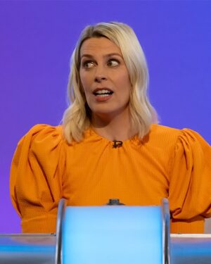 Sara Pascoe Instagram - Friday night plans, SORTED!! 🍿 Tune into NEW Would I Lie to You? 21st of Feb at 8pm on BBC One 🙏🏻