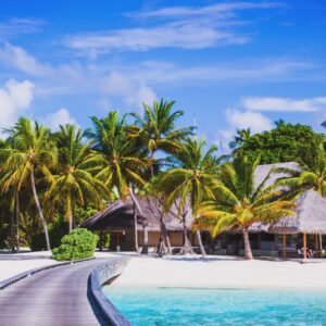 Sarah Knappik Instagram - Werbung 

🌟 GEWINNSPIEL 🌟

Gewinne 7 Tage auf den Malediven für 2 Personen! 🏖️✈️ im Luxus Resort! 

Was du gewinnen kannst:
	•	7 Tage auf den Malediven im Luxus Resort inklusive Frühstück
	•	Für 2 Personen
	•	Flug & Transfer inklusive
	•	Im Zeitraum: September, Oktober oder November 2025

So nimmst du teil:
	1.	Folge den Accounts:

	•	@scarlettgoldy
	•	@iris_klein_mama_
	•	@ninaanhan
	•	@giageorgina
	•	@sarahknappik
 •. @sarahkern_official
 •. @taschajasmin_b

 

	2.	Kommentiere den letzten Beitrag im Feed ( Gewinnspiel ) & markiere deine Begleitung!

	3.	Teile das Gewinnspiel in deiner Story und markiere uns – so erhöhst du deine Gewinnchance!

🎉 Das Gewinnspiel wird am 25. März um 18 Uhr ausgelost.

Viel Glück und viel Spaß! 🍀

*Der/ Die Gewinner/in wird öffentlich gepostet & wir bitten darum, sich innerhalb von 14 Tagen an die im Profil stehende Email zu melden. 
Sollte das nicht passieren, wird erneut ausgelost.

Sponsored by:
@SGConnectionTalentsManagement

#Gewinnspiel #Malediven #ReiseGewinnspiel #Travel #SGConnection #ᴡᴇʀʙᴜɴɢ #traveller #maledives