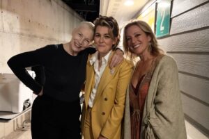 Sarah McLachlan Instagram - Today, and every day, I celebrate the strength, creativity, and resilience of women. I’m so grateful to be surrounded by so many amazing female friends, daughters, aunties and peers throughout my life❤️ XoS

 #IWD2025 #internationalwomensday