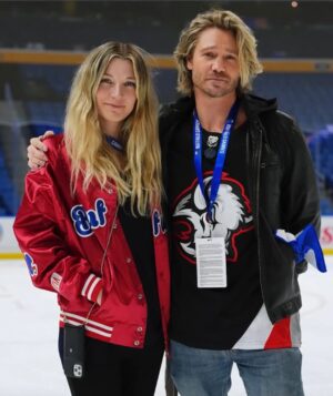 Sarah Roemer Instagram - Hockey date night with the big kids  #sabres #hockey @chadmichaelmurray