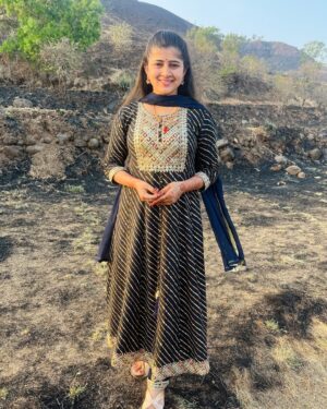 Sarika Salunkhe Instagram - 💞🌺🥰🌺

#insta #instagood #influncer #instadaily #instagram #post #photo #photooftheday #photography #PinkichaVijayAso #StarPravah #shala #sarika4823 #satarkar #marathi #marathimulgi #marathilook #malhar #maharashtra_ig #mahakumbh #prayagraj #saipallavi #nagachaitanya #hillessa