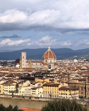 Sarunrat Visutthithada Instagram - Day 2 - Florence #10YearsDeaneversary #อ้วนแน่