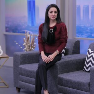 Sarwat Gilani Instagram - “You have to put in a lot of sacrifice and effort for sometimes little reward but you have to know that if you put in the right effort the reward will come.” ― Roger Federer

@365news.pk