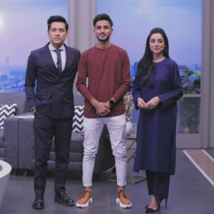 Sarwat Gilani Instagram - In today’s show a campaign against Anti smoking run by a young individual Abdullah working towards a smoke free Pakistan, the progress on champions trophy our teams performance in yesterday‘s match against South Africa, some updates on Pakistan stock exchange, shedding some light on PTI‘s future with Fawad Chaudhary, this and much more in today’s Rise and Shine. Don’t forget to watch only on @365news.pk 

@zohaibhassan2136 @zara_g57 #riseandshineshow