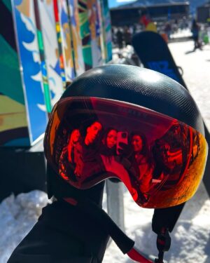 Saxon Sharbino Instagram - alright aspen pics are up. ❄️🎿 (congrats @sawyersharbino on ur song !! it’s the one playing ) 🫶🏼